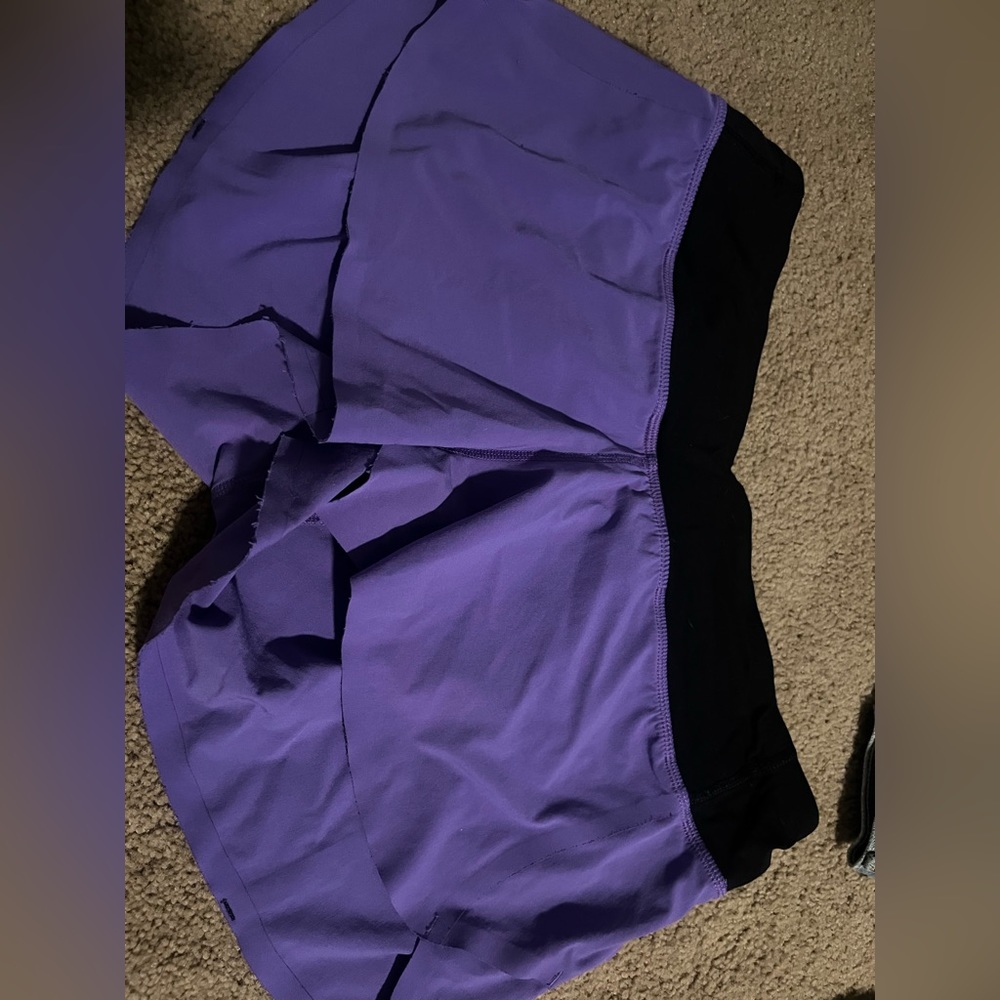 Lululemon size 6 speed shorts